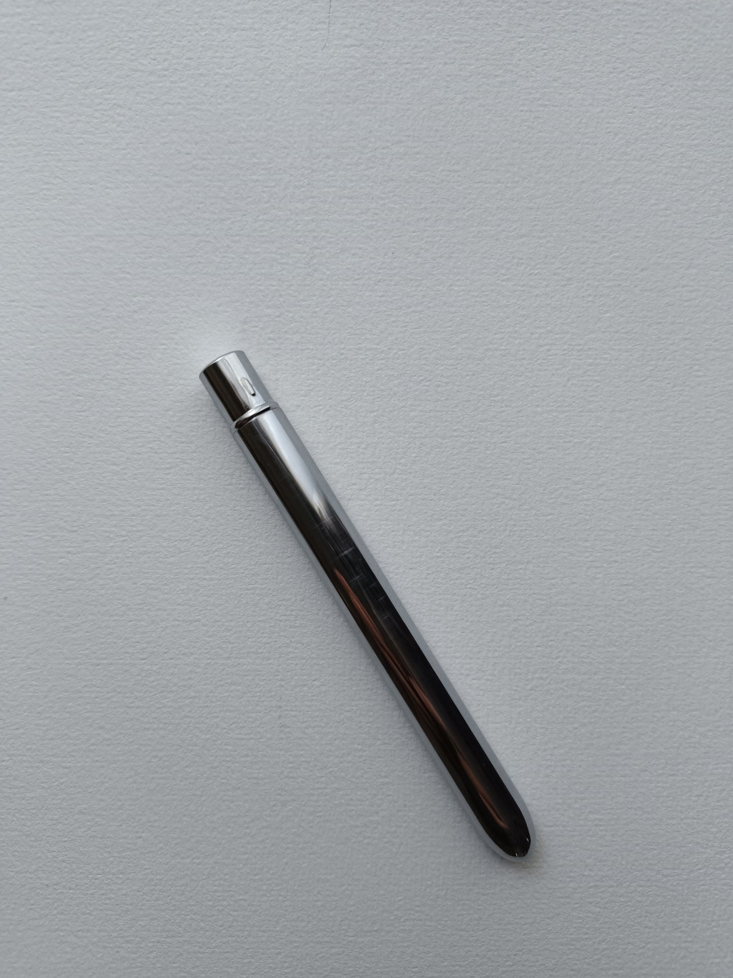 Professional Nylon Travel Art Paint Brush - Size 4